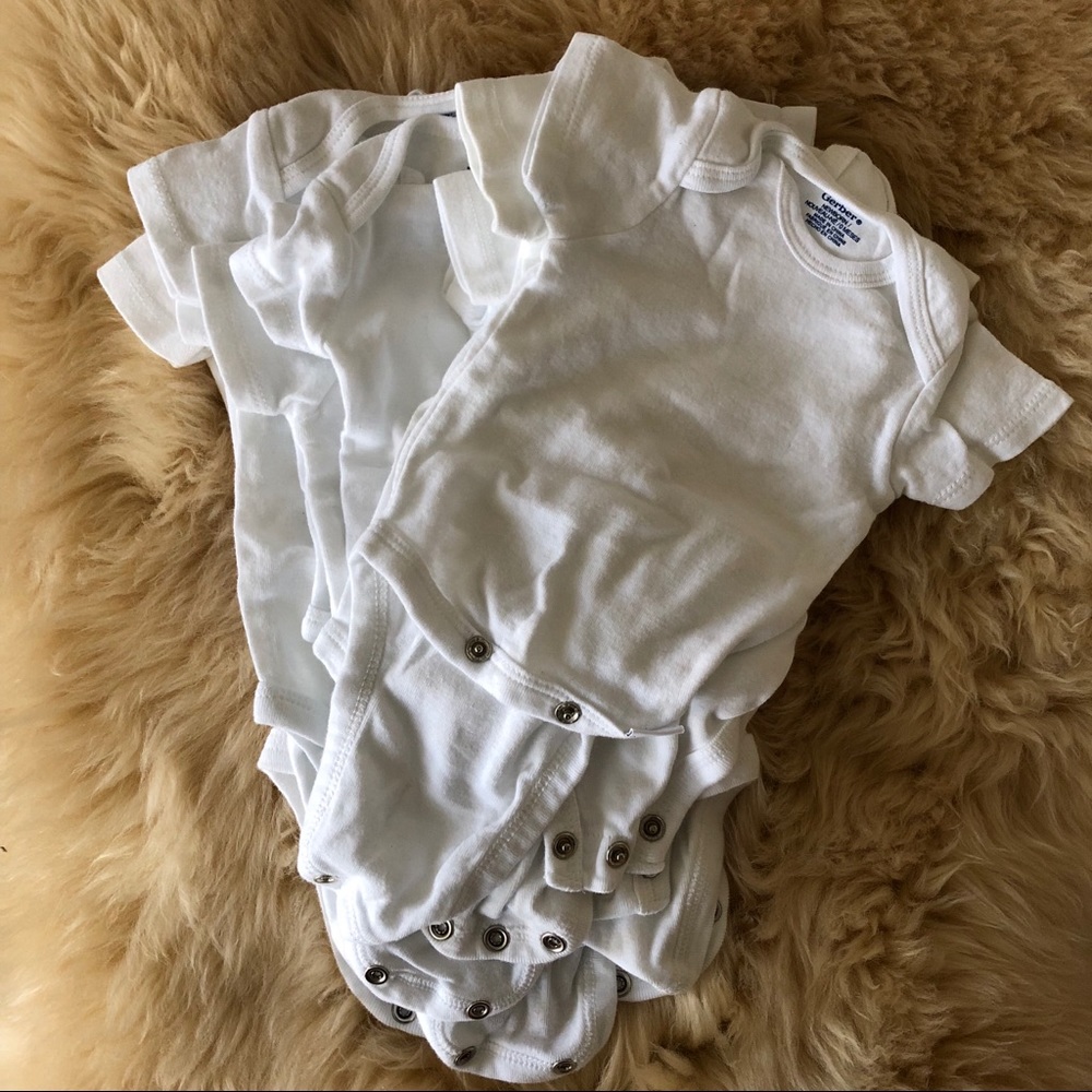 12 newborn onsies